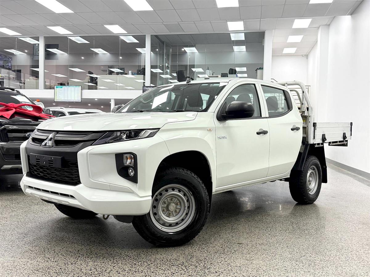 MITSUBISHI TRITON GLX DUAL CAB MR MY22